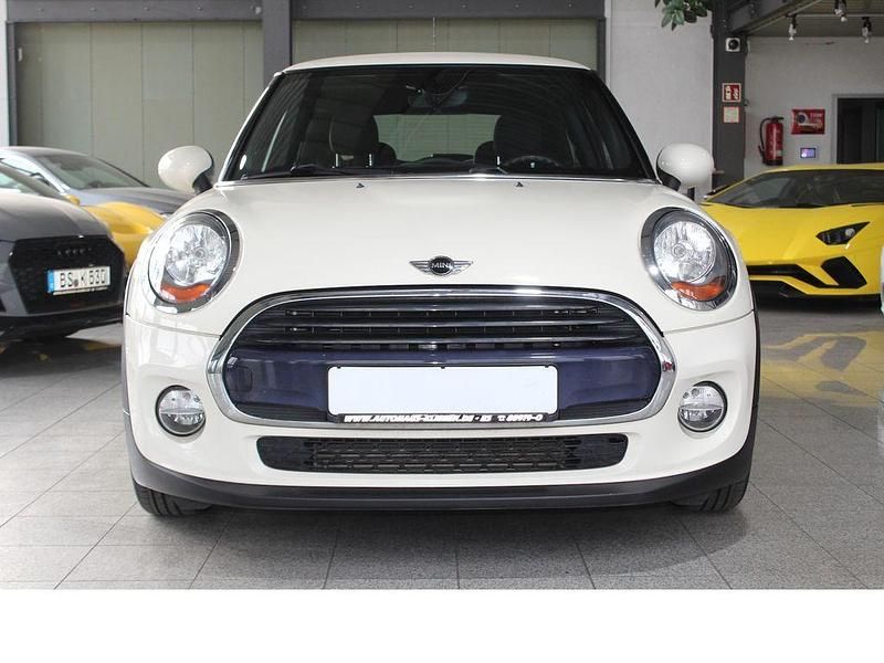 Usado Mini Cooper 136 HP (100 kW) 2017 Branco Citadino