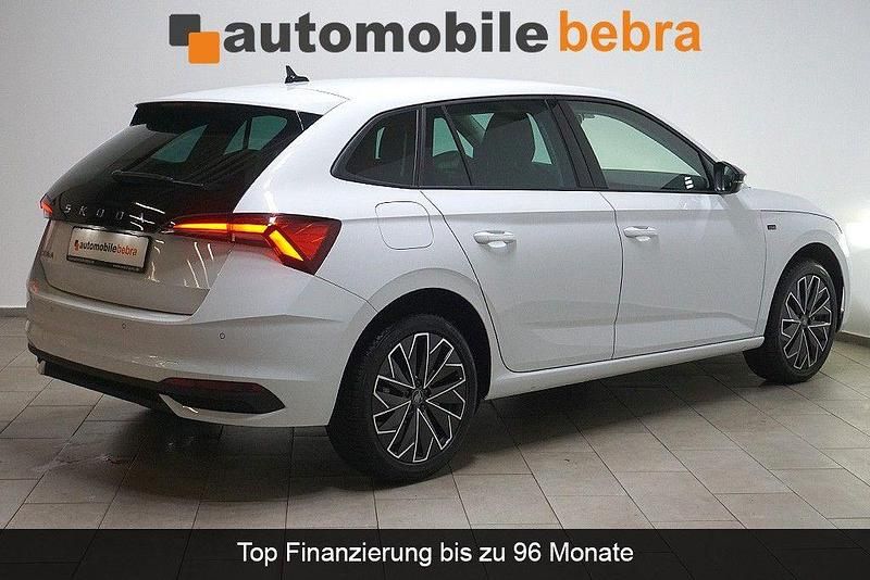 Gebraucht Skoda Scala Selection 150 PS (110 kW) 2025 Moonweiss Kleinwagen