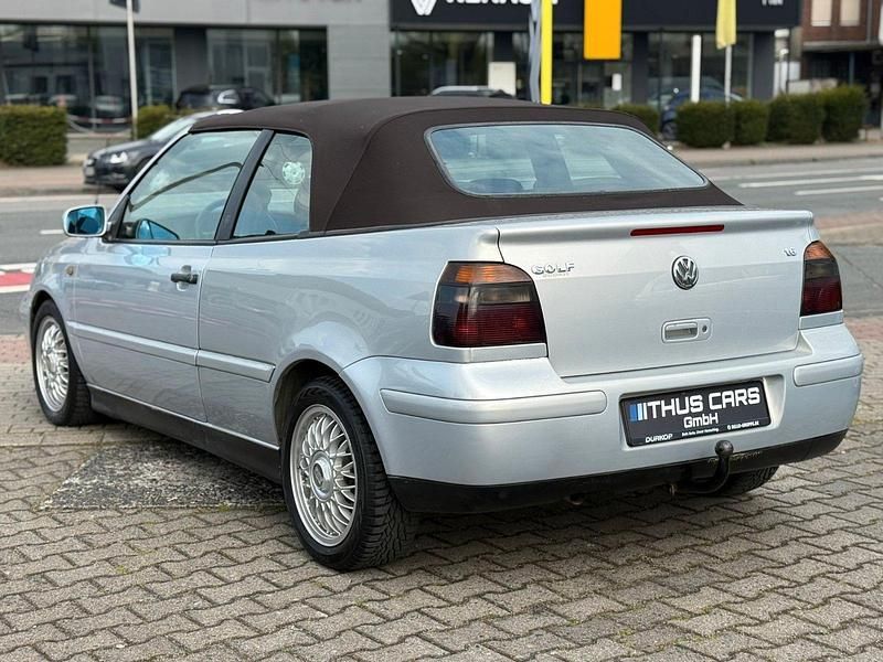 Brugt VW Golf Cabriolet 101 HK (74 kW) 1998 Sølv Cabriolet