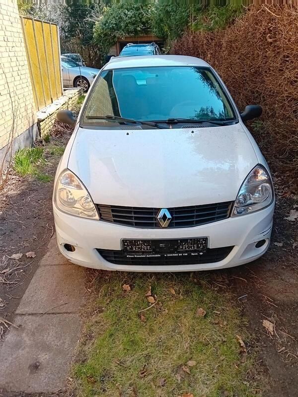 Weiß Gebraucht 2011 Renault Clio II Kleinwagen | 699 € (Superpreis) - Bild 1/4