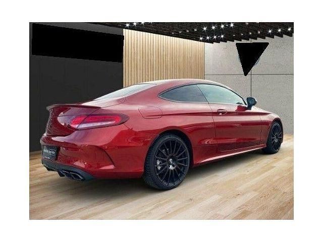 Gebraucht Mercedes C300 AMG 258 PS (189 kW) 2020 Rot Coupé
