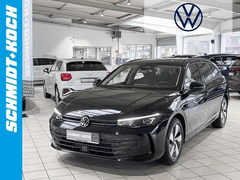 Gebraucht VW Passat Basis 150 PS (110 kW) 2025 Grenadillschwarz (schwarz) Kombi