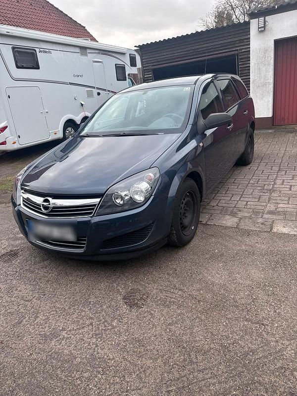 Gebraucht 2009 Opel Astra Kombi | 2.600 € - Bild 1/4