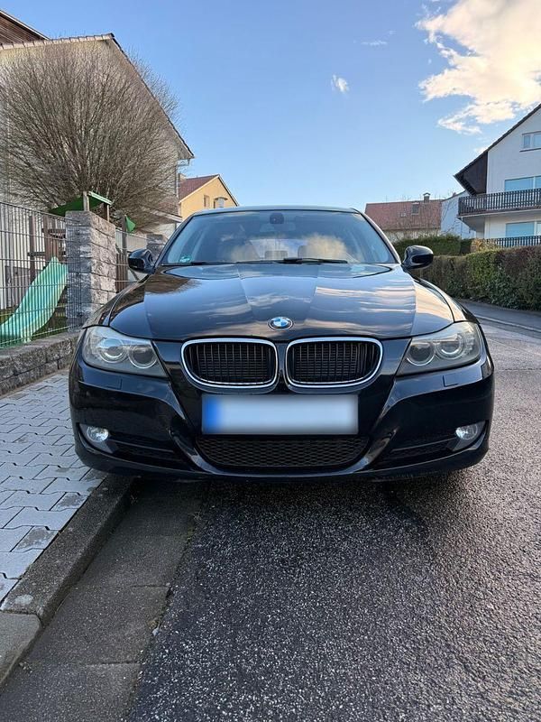 Second-hand BMW 320 Performance 184 CP (135 kW) 2011 Negru Break