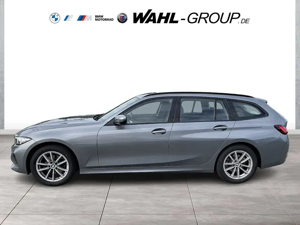 Gebraucht BMW 320 Shadowline 184 PS (135 kW) 2025 Skyscraper grau Kombi