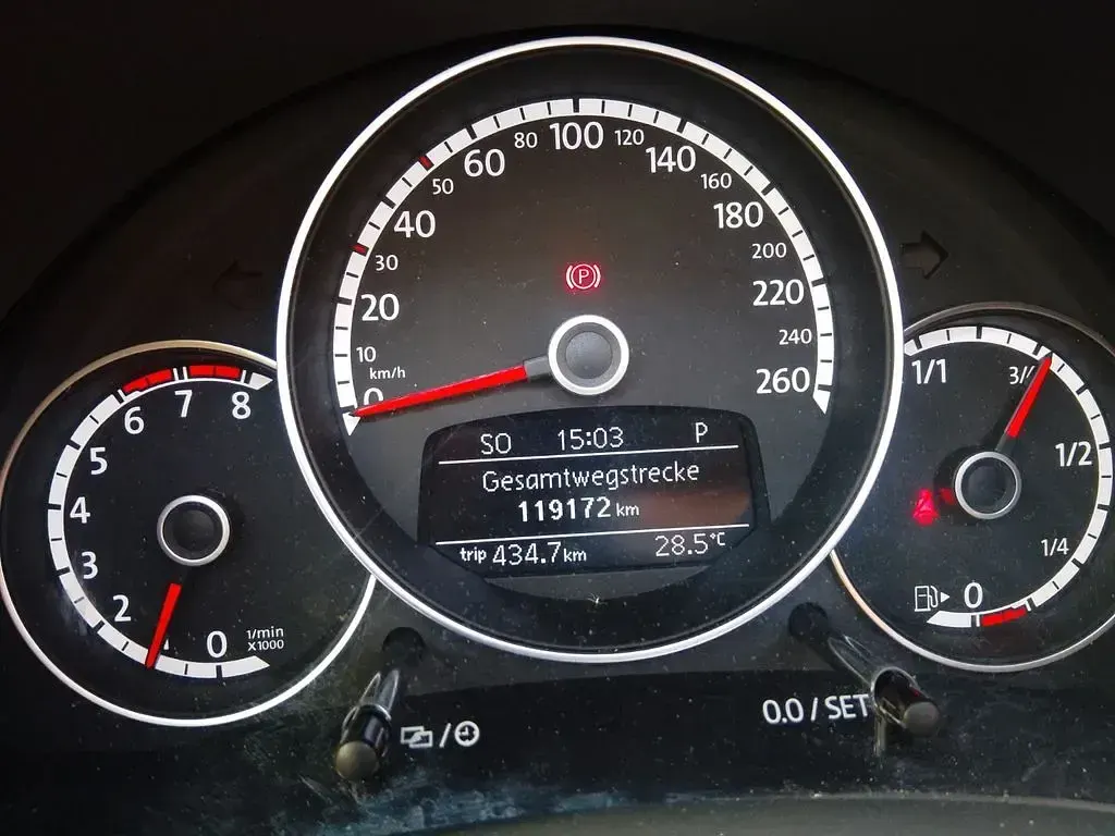 Gebraucht VW Beetle S 160 PS (117 kW) 2014 Kleinwagen