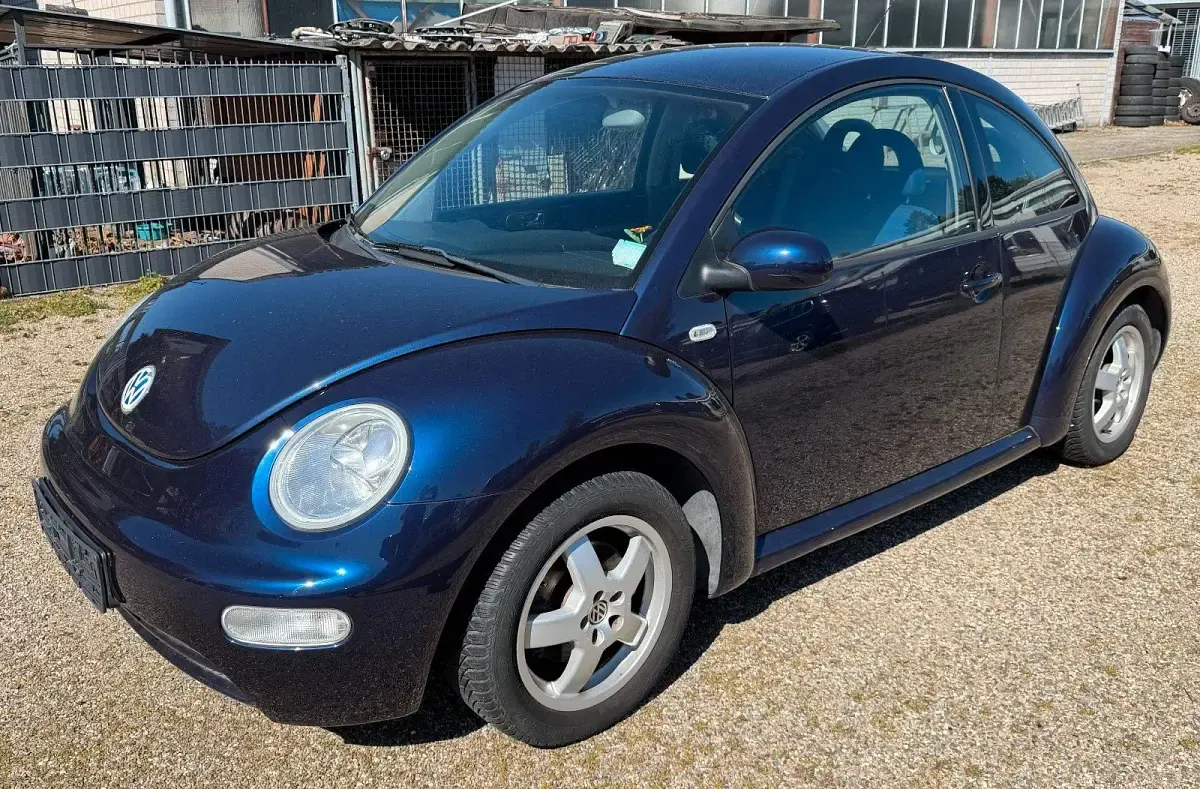 Gebraucht VW New Beetle 116 PS (85 kW) 2003 Blau Kleinwagen