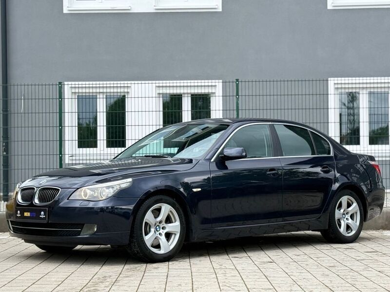 Blau Gebraucht 2007 BMW 530 Limousine | 7.990 € (Fairer Preis) - Bild 1/4