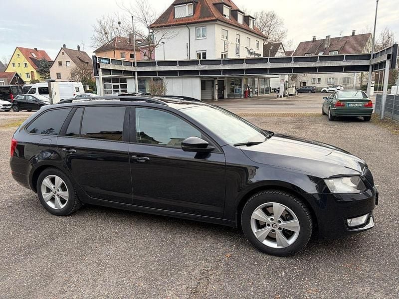 Gebraucht Skoda Octavia Elegance 179 PS (131 kW) 2014 Schwarz Kombi