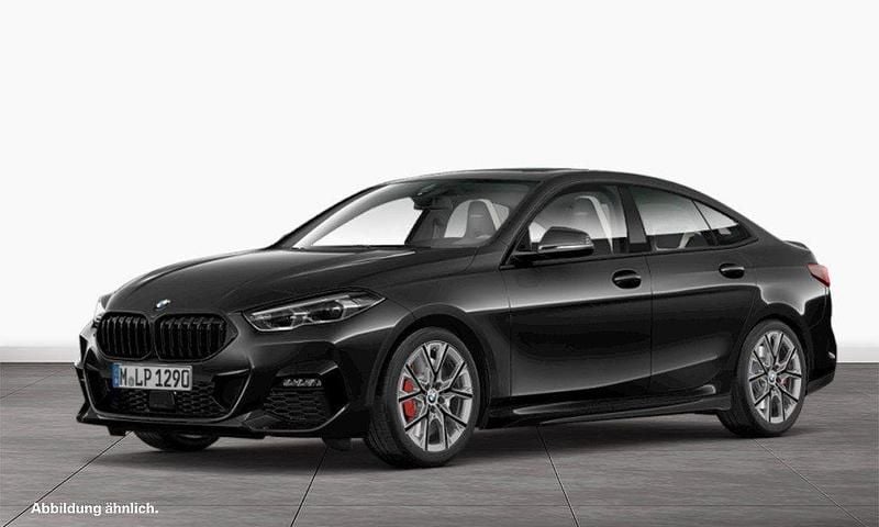 Gebraucht BMW 220 M Sport 178 PS (130 kW) 2024 Saphirschwarz Coupé