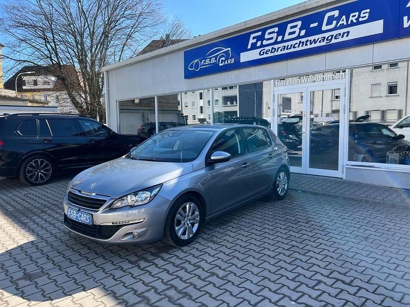 Gebraucht Peugeot 308 Active 131 PS (96 kW) 2015 Grau Limousine