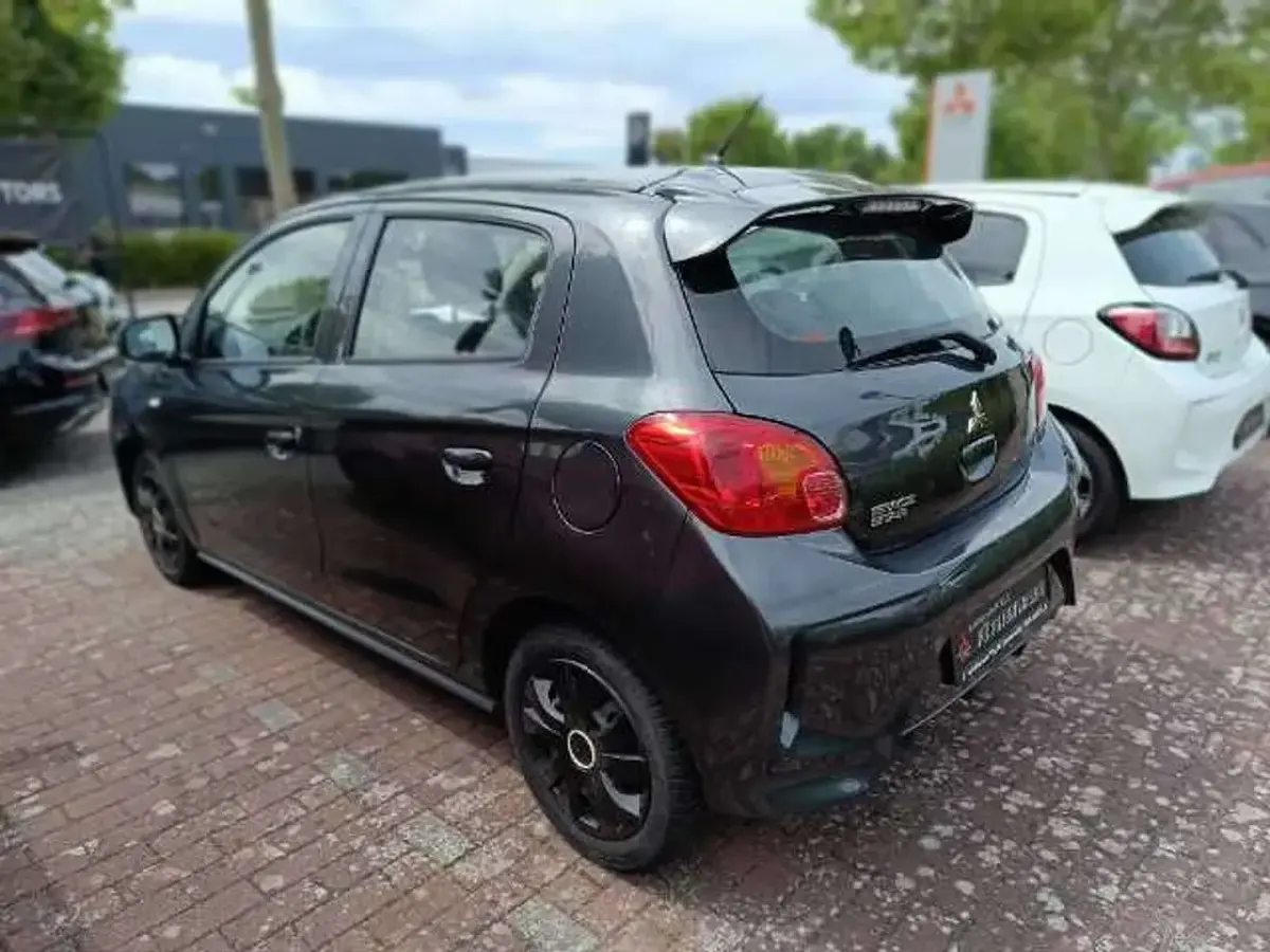 Gebraucht Mitsubishi Space Star Select 71 PS (52 kW) 2024 Basaltgrau Kleinwagen