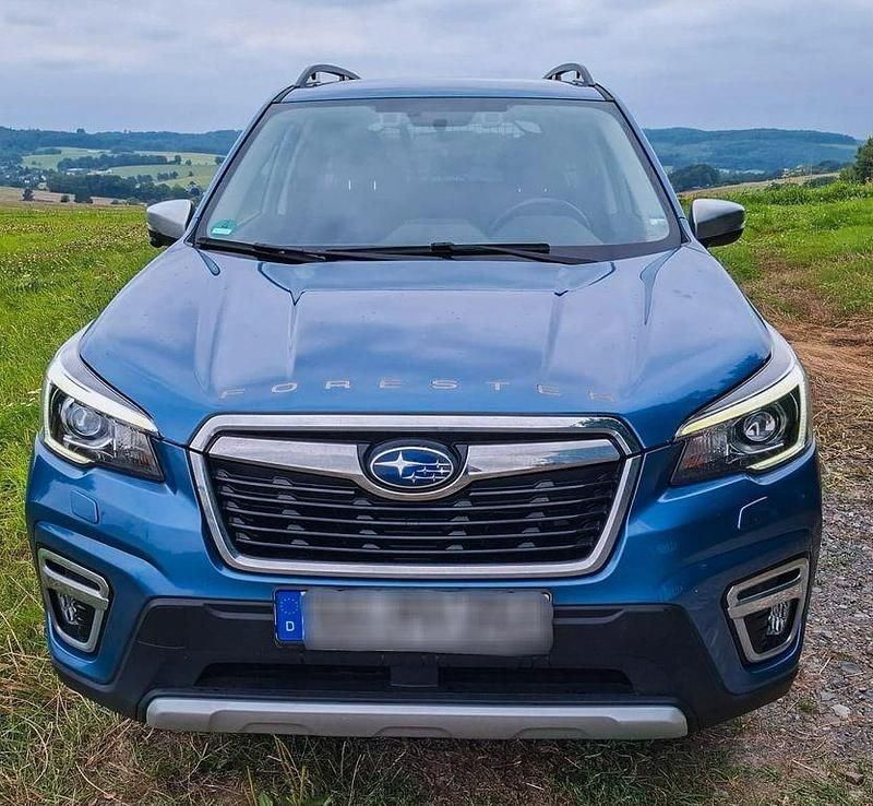 Blau Gebraucht 2020 Subaru Forester Active SUV | 17.000 € (Etwas zu teuer) - Bild 1/4