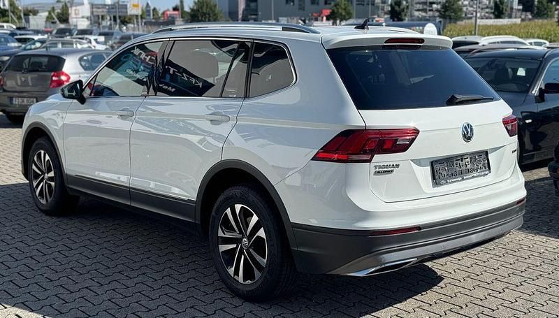 Gebraucht VW Tiguan Allspace United 200 PS (147 kW) 2021 Pure white SUV