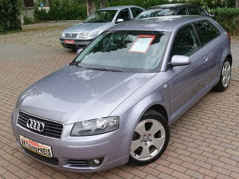 Blau Gebraucht 2003 Audi A3 Ambition Limousine | 5.980 € (Teuer) - Bild 1/4