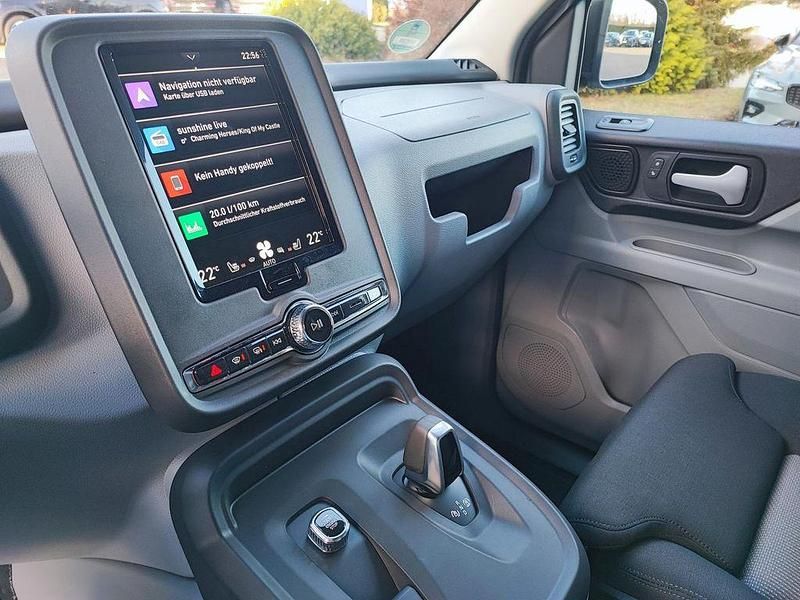 Gebraucht LEVC VN5 City 241 PS (177 kW) 2022 Silber Van / Kleinbus