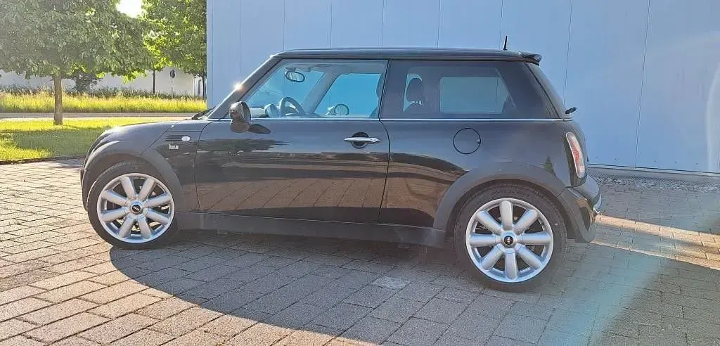 Gebraucht Mini Cooper 116 PS (85 kW) 2004 Schwarz Kleinwagen