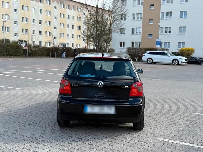 Gebraucht VW Polo Edition 75 PS (55 kW) 2005 Schwarz Kleinwagen
