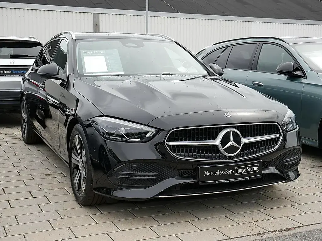 Gebraucht Mercedes C220 Avantgarde 197 PS (144 kW) 2025 Metalliclack obsidianschwarz Kombi