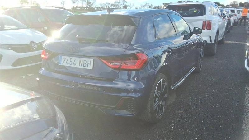 Gebraucht Audi A1 116 PS (85 kW) 2025 Bleu navarre SUV