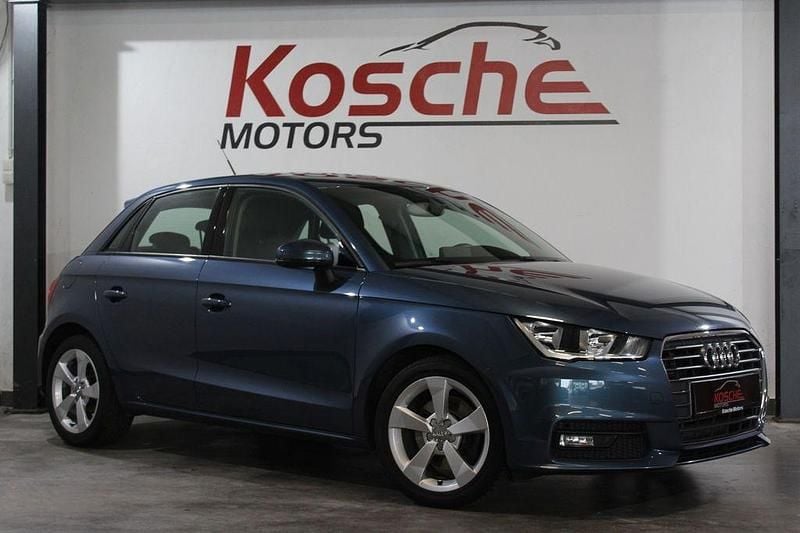 Blau Gebraucht 2018 Audi A1 Sportback Sport Kleinwagen | 12.980 € (Guter Preis) - Bild 1/4