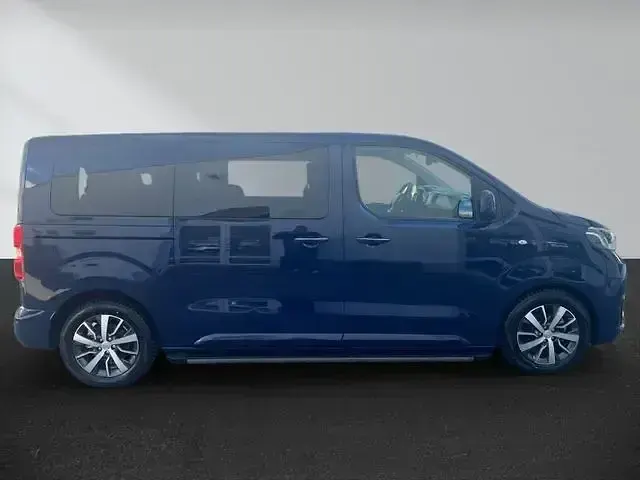 Gebraucht Toyota Proace 177 PS (130 kW) 2017 Blau Van / Kleinbus