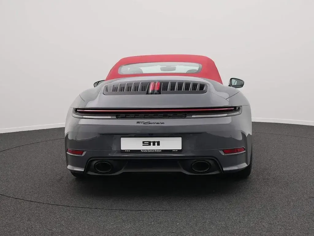 Gebraucht Porsche 911 Carrera Cabriolet 394 PS (289 kW) 2025 Grau Cabrio