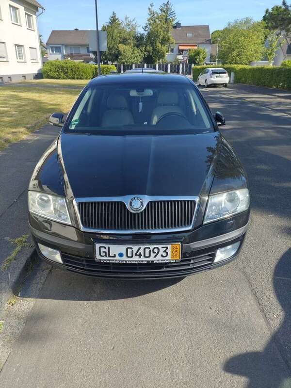 Gebraucht 2005 Skoda Octavia Ambiente Limousine | 1.300 € (Guter Preis) - Bild 1/4