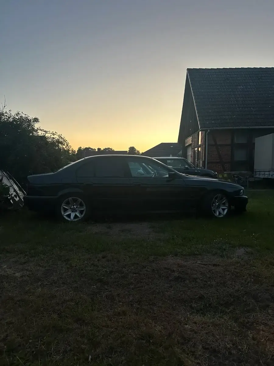 Brugt BMW 523 170 HK (125 kW) 1998 Grøn Sedan