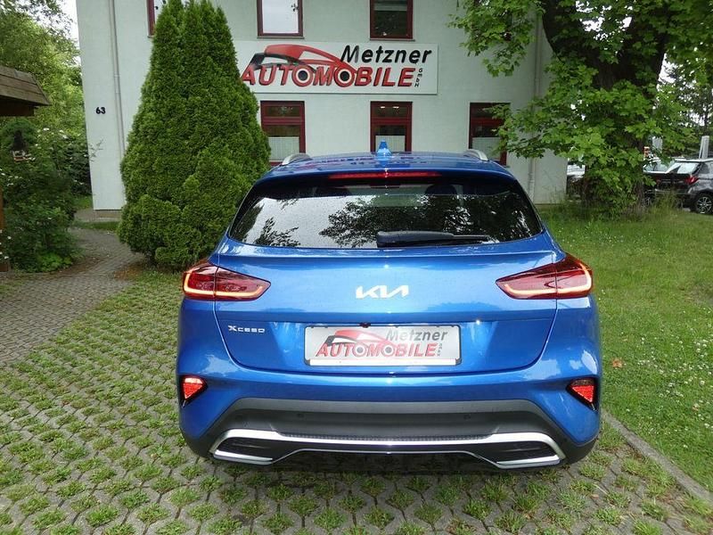 Neu Kia XCeed 140 PS (102 kW) 2025 Blau SUV
