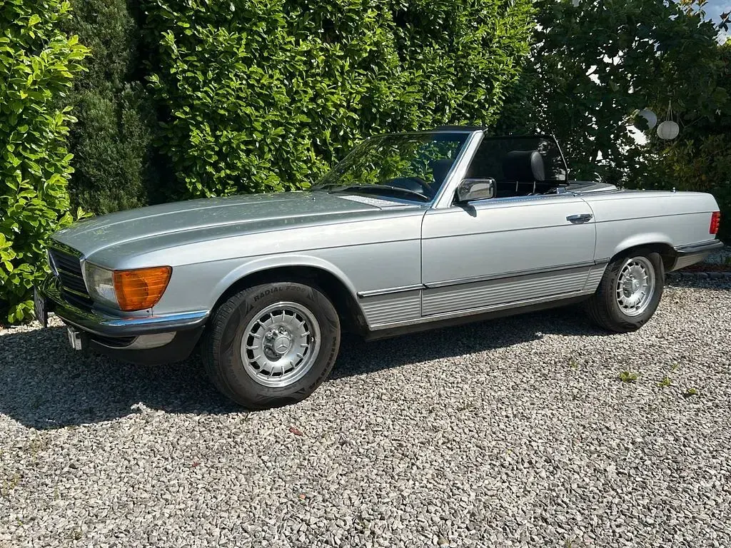 Gebraucht Mercedes SL380 204 PS (150 kW) 1982 Silber Cabrio