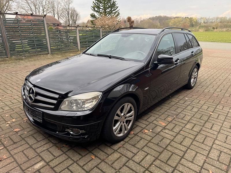 Usata Mercedes C220 170 CV (125 kW) 2009 Nero Station wagon