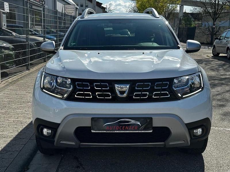 Gebraucht Dacia Duster Comfort 101 PS (74 kW) 2019 Weiß SUV