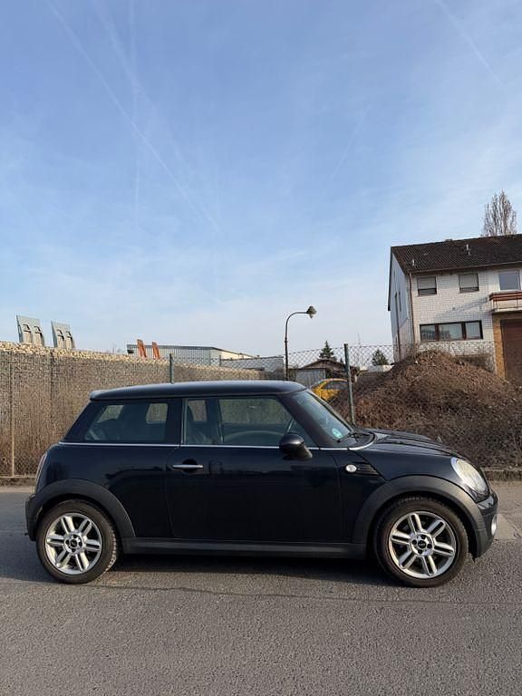 Gebraucht Mini Cooper 120 PS (88 kW) 2006 Schwarz Kleinwagen