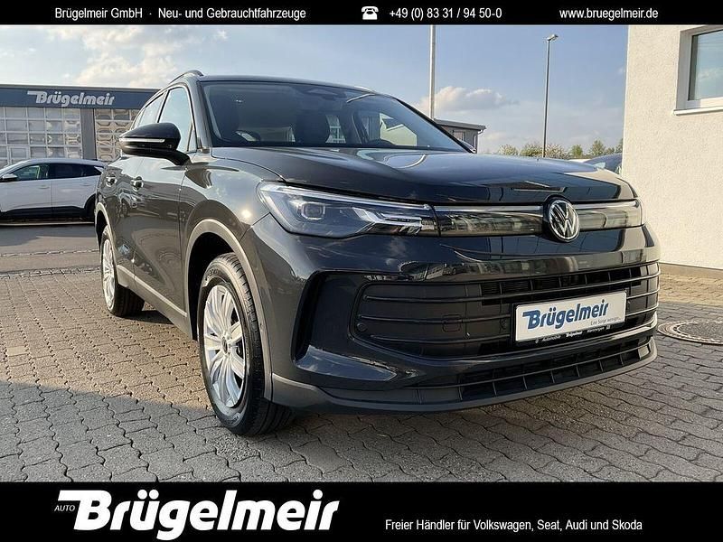 Neu VW Tiguan 131 PS (96 kW) 2026 Grau SUV