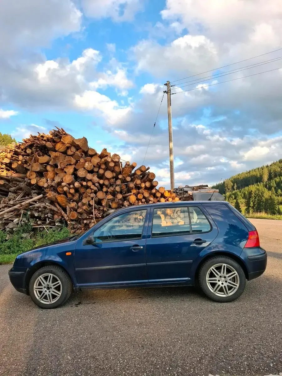 Gebraucht VW Golf IV 75 PS (55 kW) 1999 Blau Kleinwagen