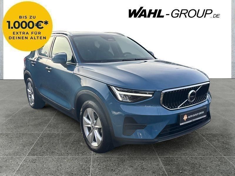 Gebraucht Volvo XC40 Core 163 PS (119 kW) 2024 Blau SUV