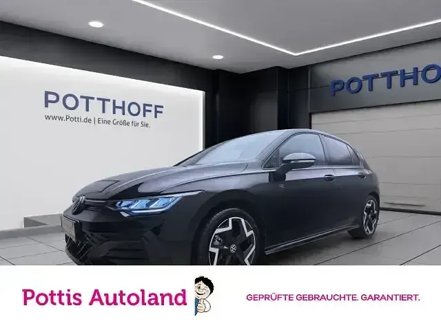 Gebraucht VW Golf VIII R-line 150 PS (110 kW) 2025 Limousine