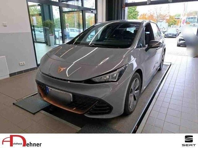 Vaporgrau Gebraucht 2023 Cupra Born Kleinwagen | 23.480 € (Guter Preis) - Bild 1/4