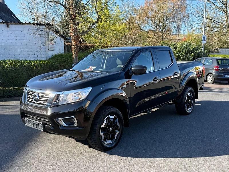Gebraucht Nissan Navara Acenta 190 PS (139 kW) 2022 Schwarz Pickup