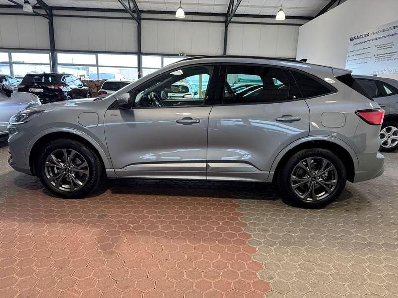 Gebraucht Ford Kuga ST-Line 224 PS (164 kW) 2022 Silber SUV