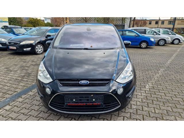 Pantherschwarz metallic Gebraucht 2014 Ford S-MAX Titanium Van / Kleinbus | 13.495 € (Teuer) - Bild 1/1