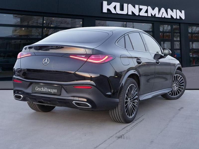 Gebraucht Mercedes GLC300 AMG 269 PS (197 kW) 2026 Obsidianschwarz metallic Coupé