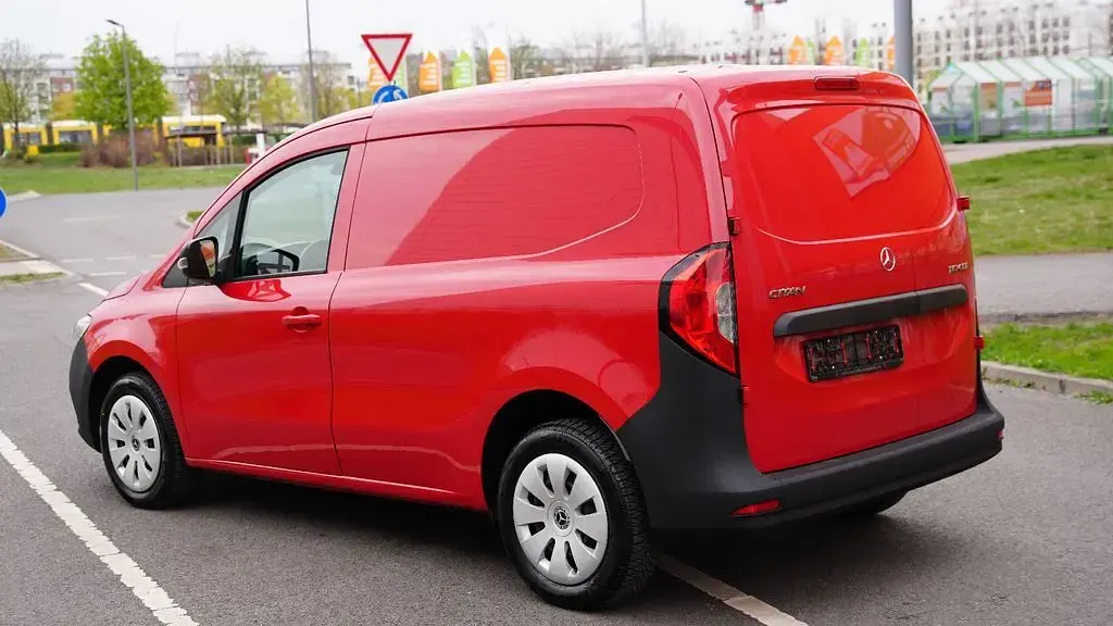 Gebraucht Mercedes Citan 110 95 PS (69 kW) 2021 Rot Van / Kleinbus