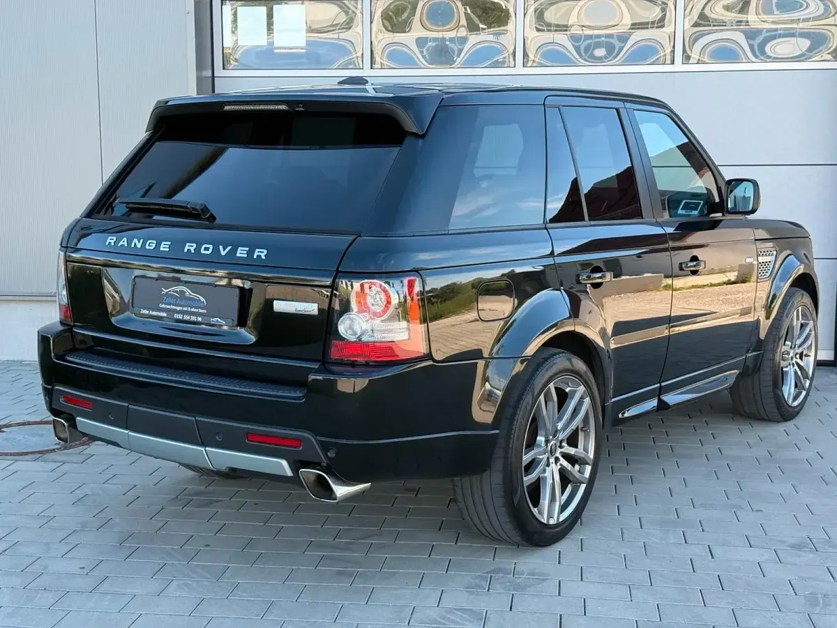 Gebraucht Land Rover Range Rover Autobiography 256 PS (188 kW) 2012 Schwarz SUV