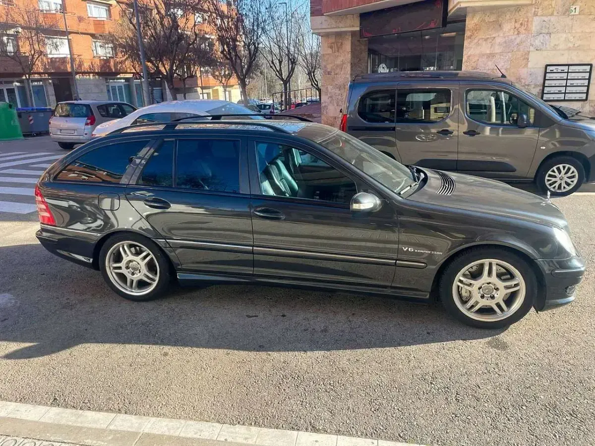 Gebraucht Mercedes C32 AMG AMG 354 PS (260 kW) 2002 Grau Kombi