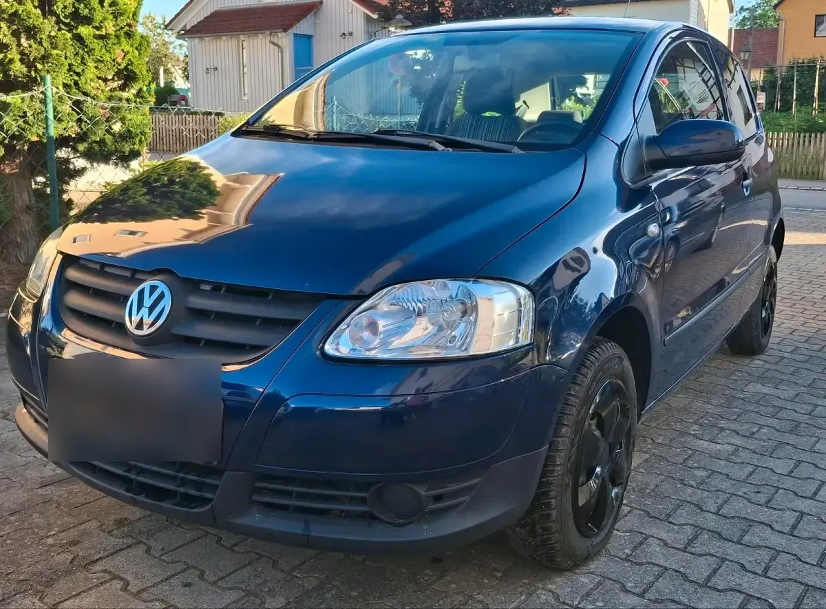 Gebraucht VW Fox 60 PS (44 kW) 2007 Blau Kleinwagen