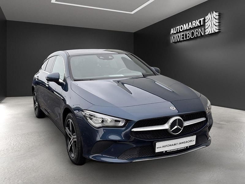 Gebraucht Mercedes CLA250 218 PS (160 kW) 2022 Denimblau Limousine