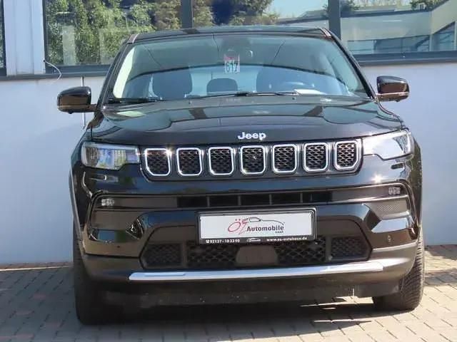 Second-hand Jeep Compass 131 CP (96 kW) 2024 Negru SUV