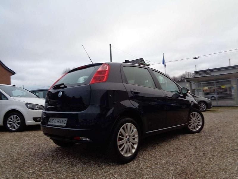 Blau Gebraucht 2005 Fiat Grande Punto Emotion Kleinwagen | 2.850 € (Teuer) - Bild 1/4